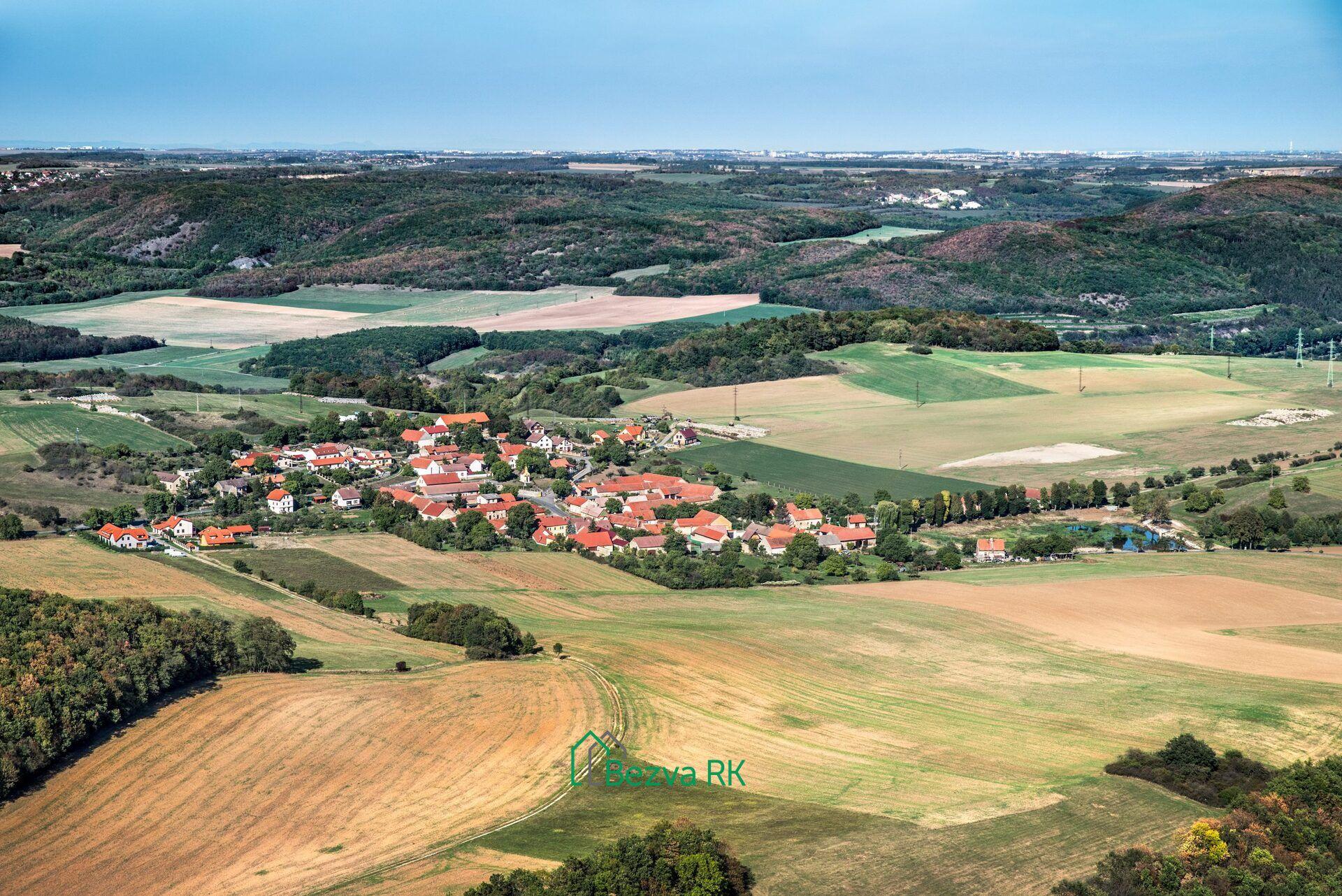 Prodej pozemků v obci Korno