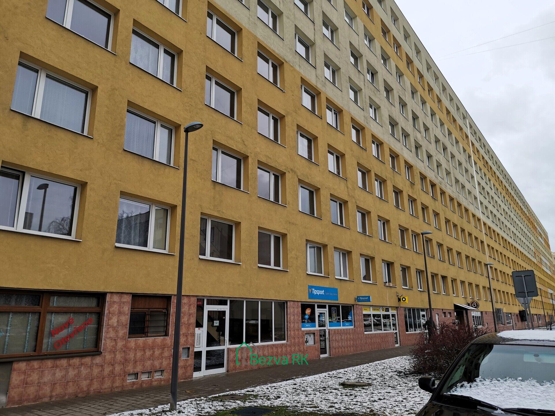 Prodej bytu 1+kk, 48m2 Kladno Kročehlavy