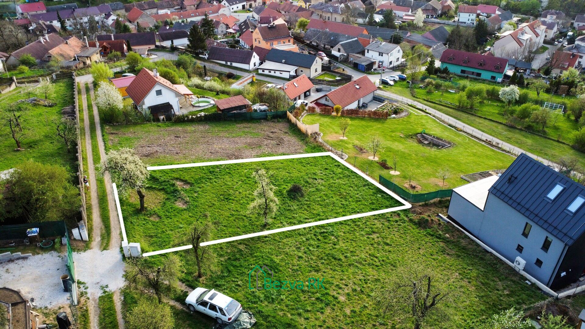 Prodej stavebního pozemku 550m² Chodouň - Zdice