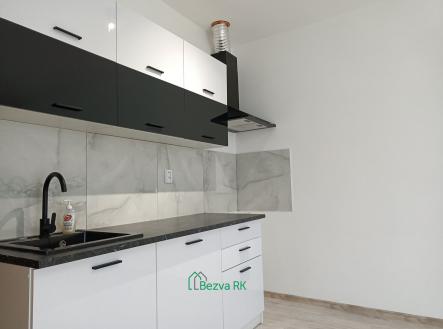 Prodej byt 1+kk 27m2 OV Chyňava, okres Beroun