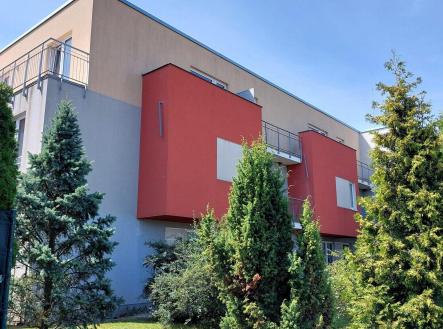 Pronájem bytu, 1+kk, 39 m²