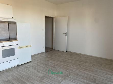 Pronájem bytu, 1+kk, 28 m²