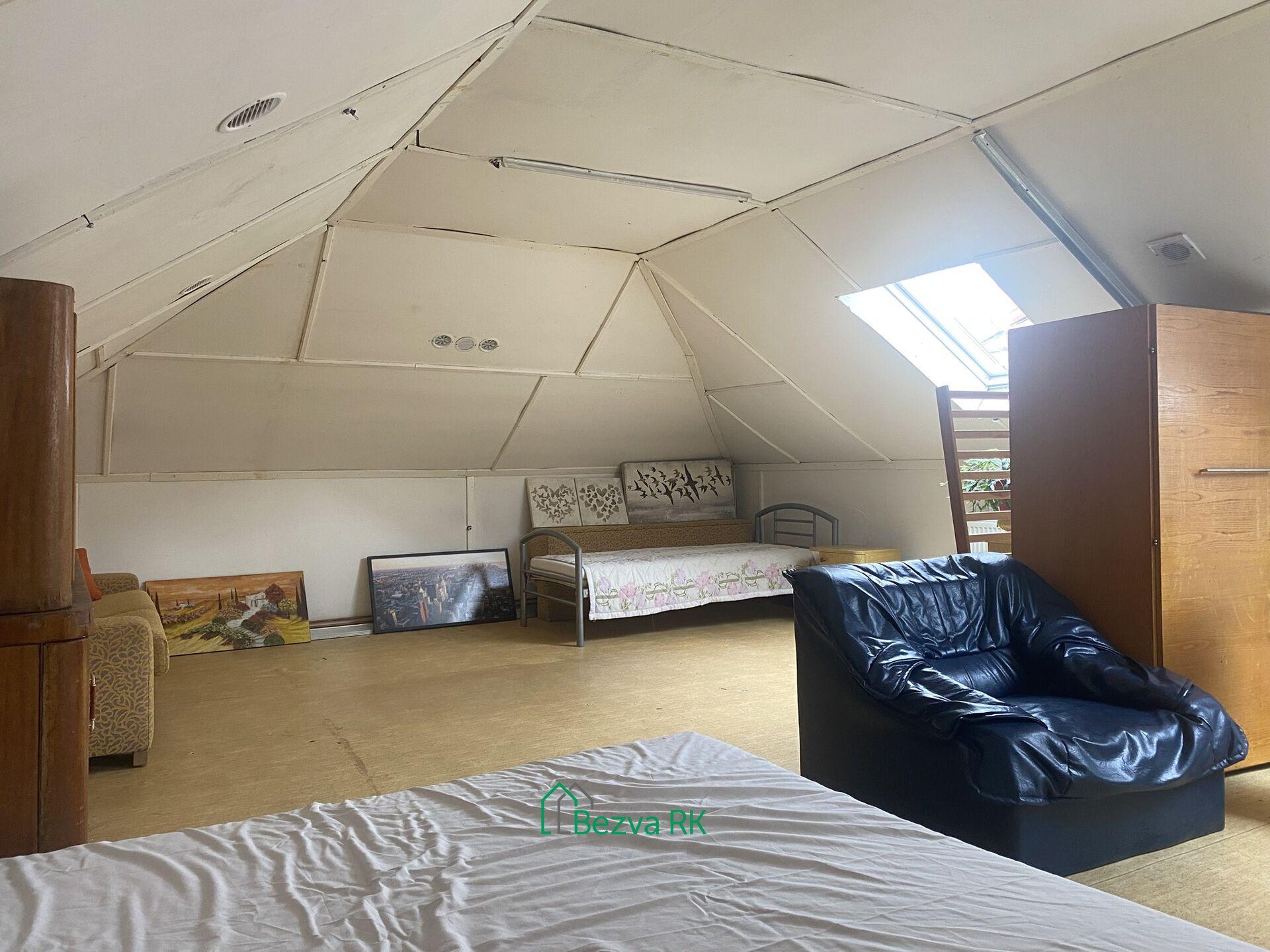 Pronájem bytu 1+1 90 m² Palackého, Beroun - centrum