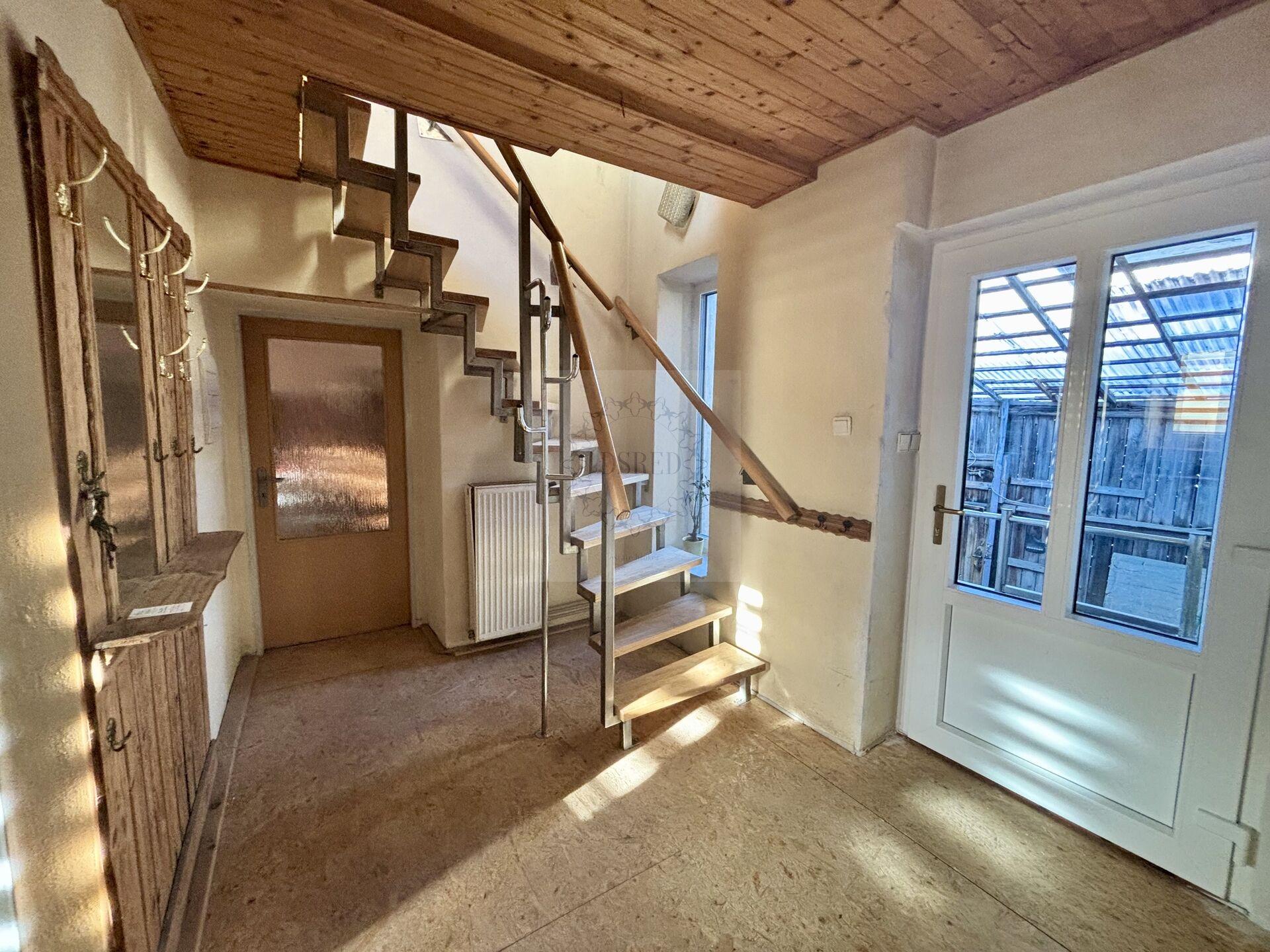 Prodej, rodinný dům, 250 m2, 4+1,Rácovice, okr. Třebíč