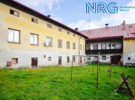 Prodej komerčního objektu, jiný, 1 417 m²