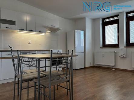 Pronájem komerčního objektu, jiný, 38 m²