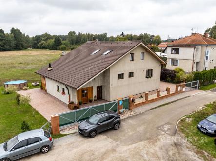 Prodej domu/vily, 225 m² obrázek