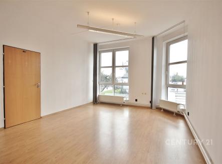 Pronájem kanceláře, 44 m²