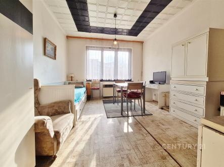 Pronájem bytu, garsoniéra, 30 m²