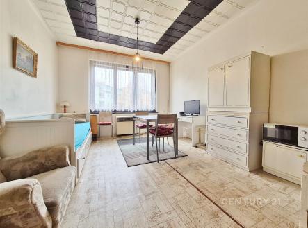 Pronájem bytu, garsoniéra, 30 m²