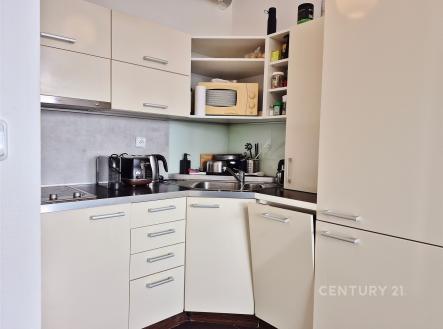 Pronájem bytu, 2+kk, 47 m²