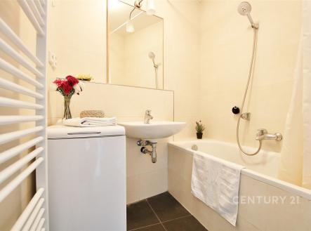 Pronájem bytu, 2+kk, 47 m²