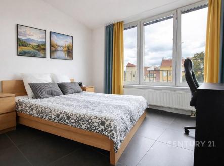 Pronájem bytu, 2+kk, 47 m²