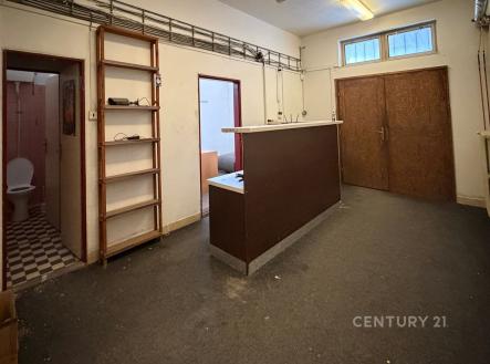 Pronájem skladovací prostor, 503 m²