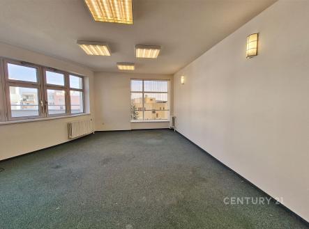 Pronájem kanceláře, 30 m²