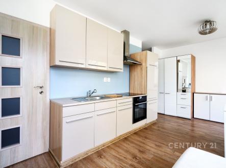 Pronájem bytu, 1+kk, 36 m²