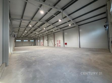 Pronájem výrobní prostor, 4 428 m²