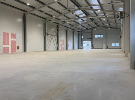 Pronájem výrobní prostor, 4 428 m²