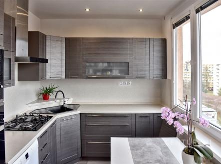 Prodej bytu, 3+1, 81 m²