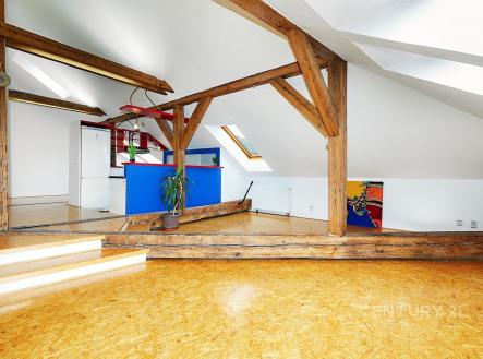 Pronájem bytu, 3+kk, 134 m²