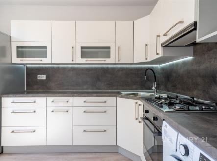 Pronájem bytu, 2+1, 45 m²