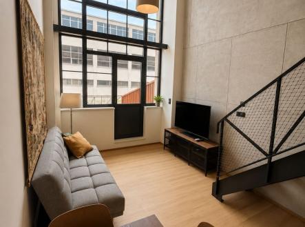 Pronájem bytu, 2+kk, 68 m²