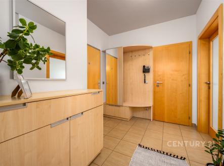 Prodej bytu, 2+kk, 60 m²