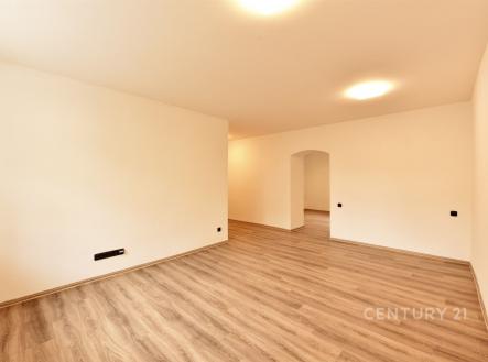 Pronájem bytu, 2+kk, 56 m²