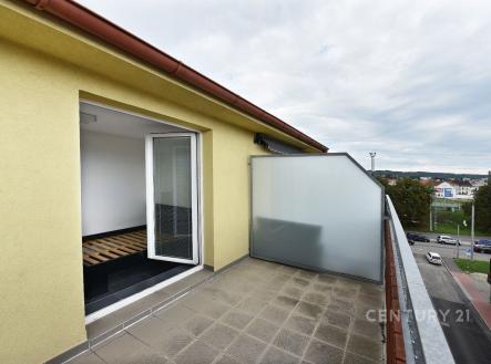 Pronájem bytu, 2+kk, 62 m²