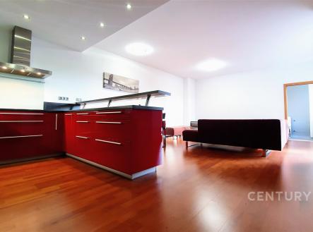 Pronájem bytu, 3+kk, 95 m²