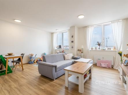 Pronájem bytu, 2+kk, 81 m²
