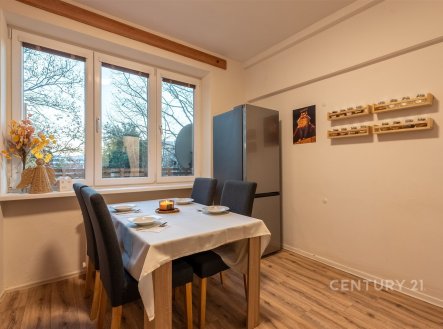 Pronájem bytu, 2+1, 63 m²