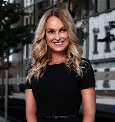 Nikol Koštělová