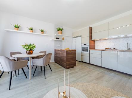 Prodej bytu, 3+kk, 83 m²