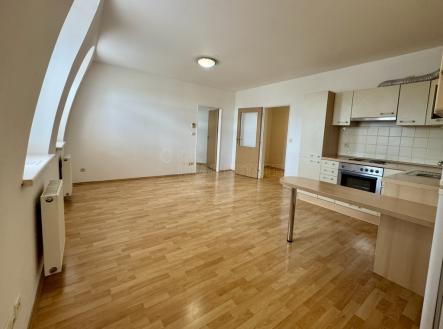Pronájem bytu, 2+kk, 46 m²