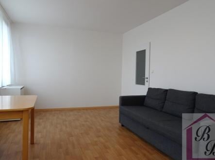 Pronájem bytu, 1+kk, 33 m²