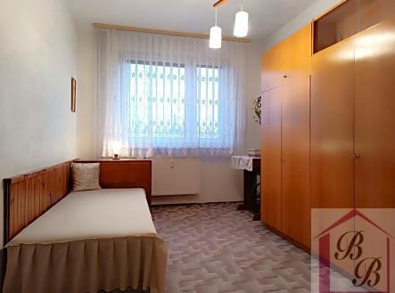 Pronájem bytu, 1+1, 42,8 m²