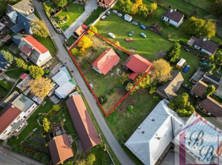 Prodej rodinného domu 4+1 se zahradou, obec Ledce, okres Mladá Boleslav, hypotéka možná