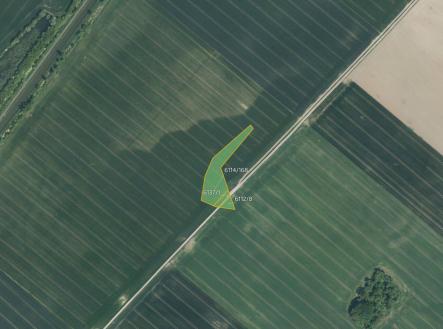 Prodej pozemku, zemědělská půda, 4 945 m²