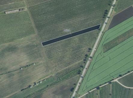 Prodej pozemku pro komerční výstavbu, 3 926 m²