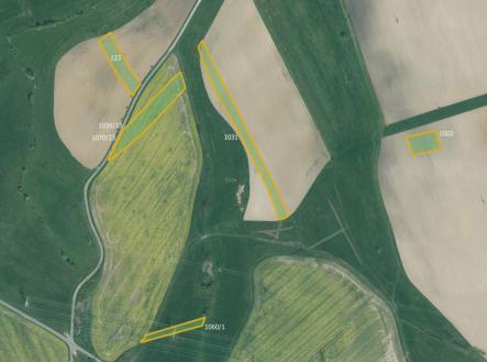 Prodej pozemku, zemědělská půda, 33 235 m²