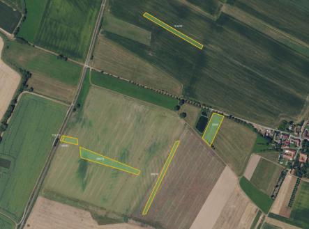 Prodej pozemku, zemědělská půda, 15 964 m² obrázek