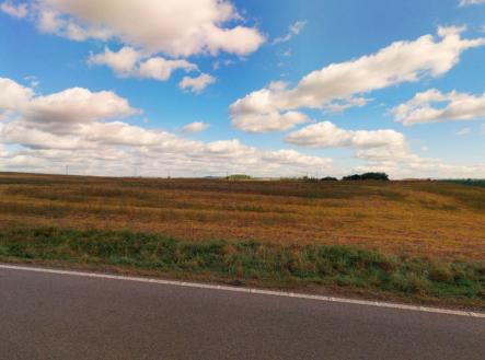 Prodej pozemku, zemědělská půda, 8 489 m²