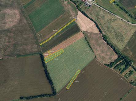 Prodej pozemku, zemědělská půda, 18 470 m²