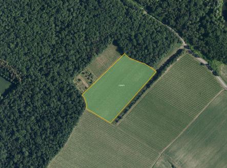 Prodej pozemku pro komerční výstavbu, 63 228 m² obrázek