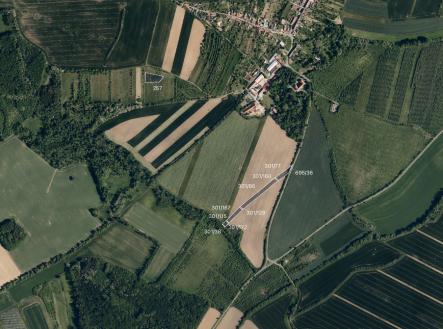 Prodej pozemku pro komerční výstavbu, 6 725 m²