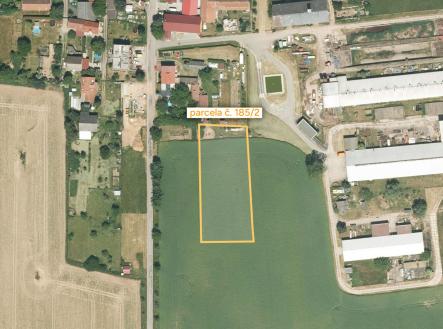 Prodej pozemku pro bydlení, 1 628 m²