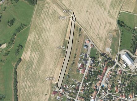 Prodej pozemku pro bydlení, 3 337 m²