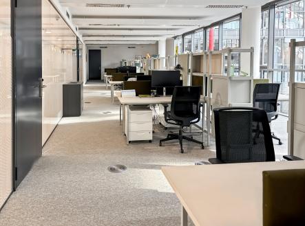 Pronájem kanceláře, 60 m²