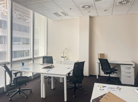 Pronájem kanceláře, 75 m² - Praha - Nusle